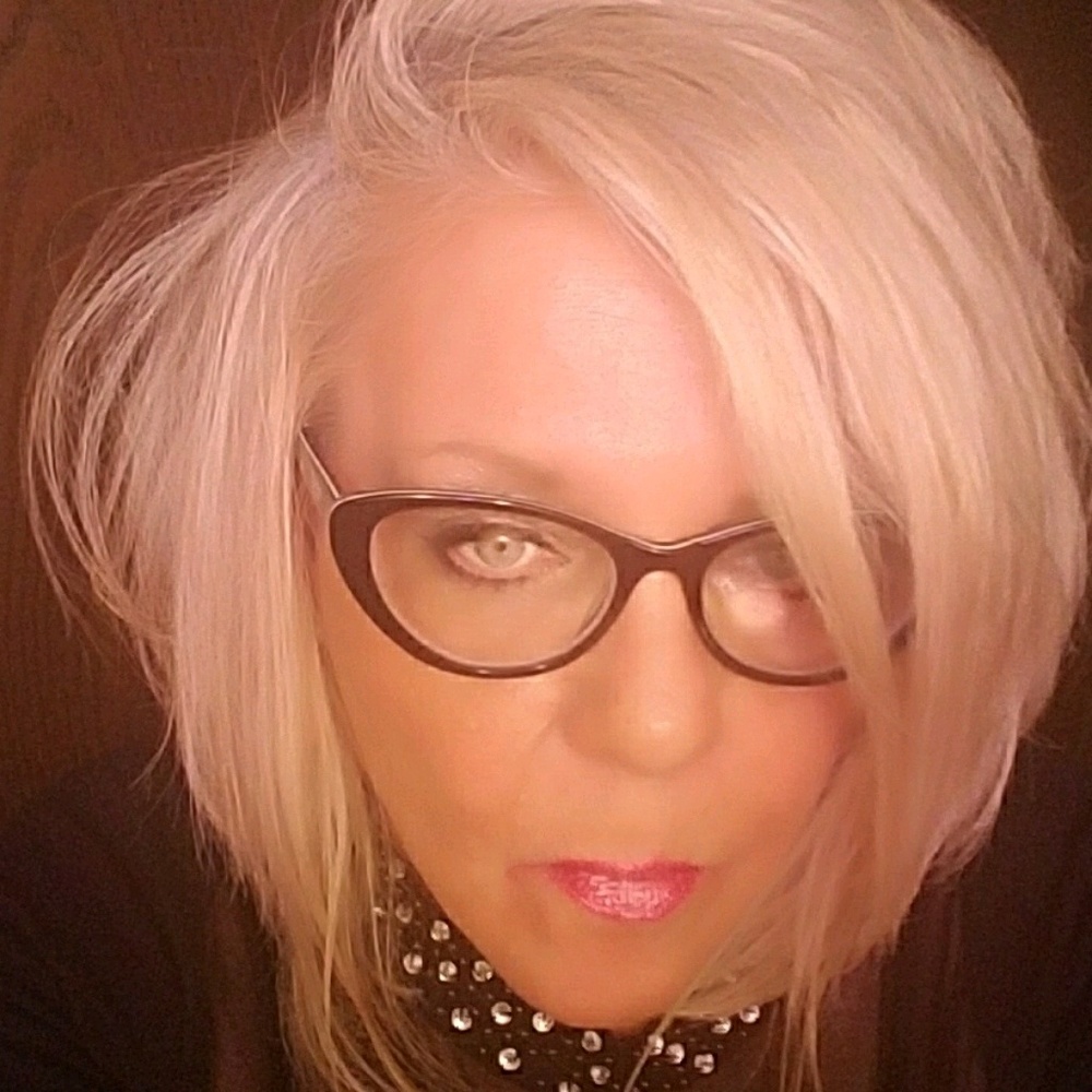 Meet your Posher, Cheryl